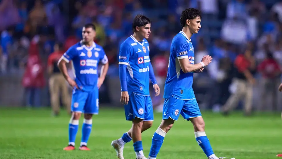 Jugadores de Cruz Azul en lamento en la Leagues Cup 2026 | IMAGO 7