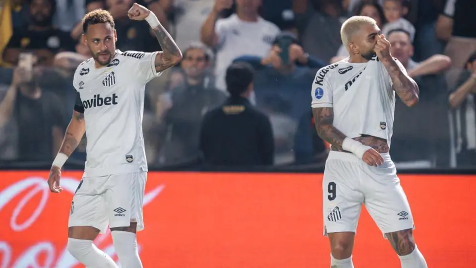 Neymar y Gabigol lideran la remontada de Santos ante Macará