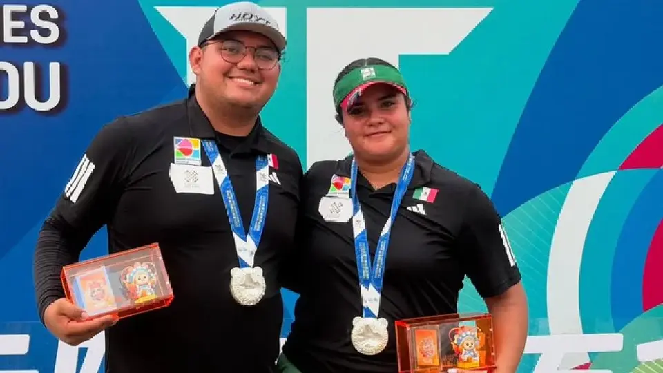¡Primera medalla para México! Andrea Becerra y Sebastián García obtienen plata en Juegos Mundiales 2025
