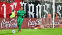 Aficionados de Newell's revientan a Keylor Navas por no jugar ante Banfield: 'Mercenario'