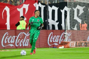 Aficionados de Newell's revientan a Keylor Navas por no jugar ante Banfield: 'Mercenario'