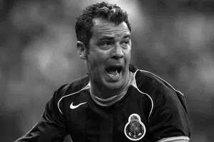 Falleció Jorge Costa, capitán del Porto que conquistó la Champions League en 2004