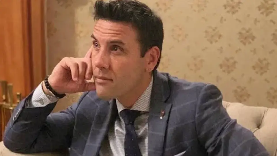 Oribe Peralta arremete contra el Ruso Zamogilny por culpa del Mundial de Clubes