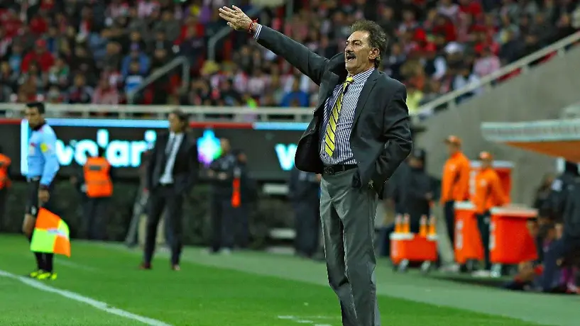 Isaac Terrazas arremete contra Ricardo La Volpe: “Es el peor técnico en el trato humano”