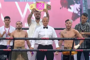 ¡Derrotado! Rivaldios pierde ante Peereira7 por decisión unánime en La Velada del Año