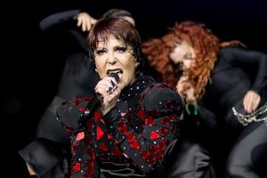 Alejandra Guzmán pospone conciertos por salud hasta 2026 ¡Esto padece!