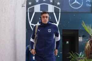 Marcelo Bielsa felicitó a Santiago Mele por llegada a Rayados; Así lo reveló el uruguayo