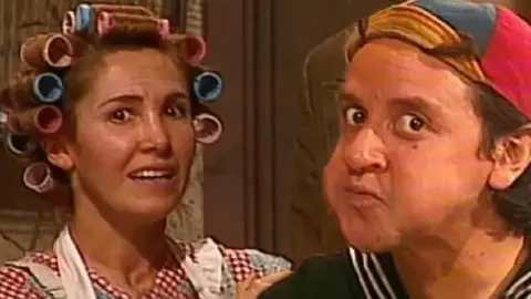 Carlos Villagrán hace pesada broma a Florinda Meza ¿Qué dijo?