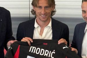 ¡Se une a Santi Giménez! Luka Modric es nuevo jugador del AC Milan
