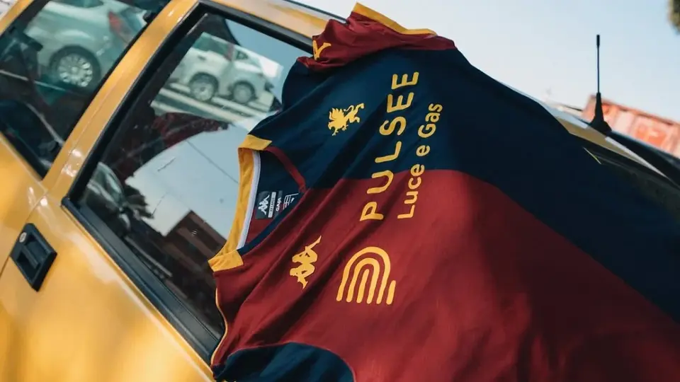 ¡Qué elegancia! Así es el nuevo uniforme que Johan Vásquez usará en el Serie A