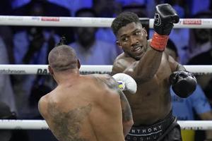 "Te voy a dejar inconsciente": Adrien Broner amenaza a Jake Paul