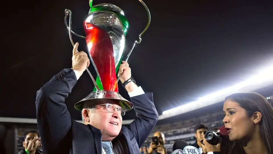 Víctor Manuel Vucetich se retira como director técnico tras larga carrera