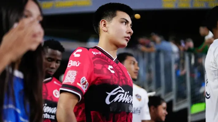 ¡Manchados! Gilberto Mora confesó que Reus nunca le pidió su playera, fue una broma de sus compañeros