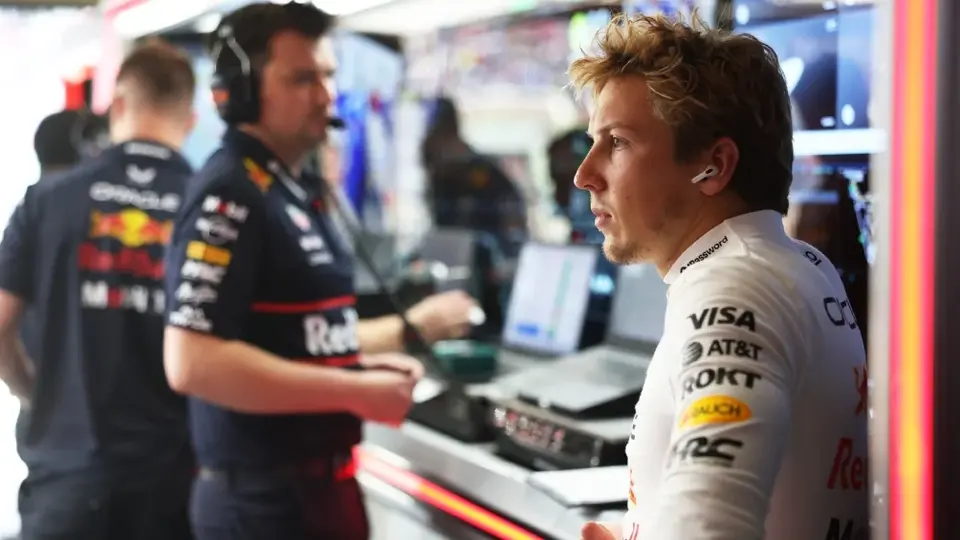 Liam Lawson arremete nuevamente contra Red Bull por no darle tiempo