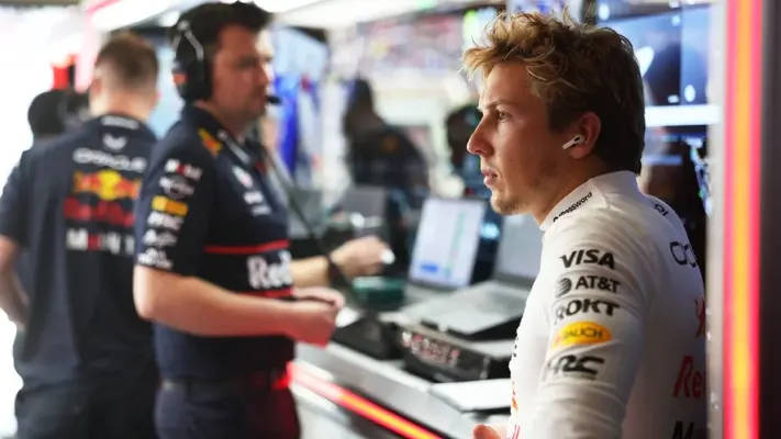Liam Lawson arremete nuevamente contra Red Bull por no darle tiempo