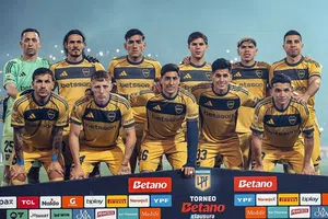 Cavani se perdió gol 'cantado' en la victoria de Boca Juniors ante Independiente Rivadavia