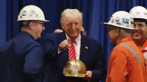 Trump aumentará 50% los aranceles al acero a partir del 4 de junio