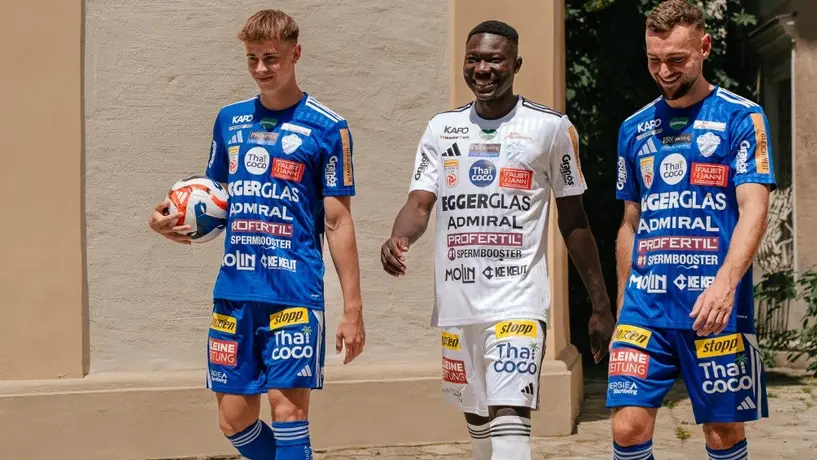 ¿Muchos patrocinadores? Este equipo europeo supera a toda la Liga MX con su jersey saturado de anuncios