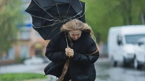 CDMX activa alerta naranja y amarilla por fuertes lluvias y granizo