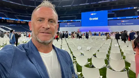 ¿Se lo quitan al Tri? Real Madrid otorga reconocimiento a Andrés Lillini en el Santiago Bernabéu