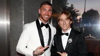 Sergio Ramos, estrella de Rayados, viaja a España y despide a Luka Modric