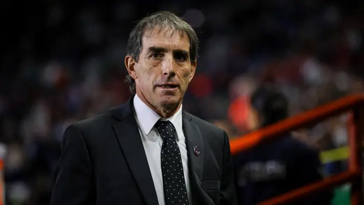 Guillermo Almada llegó a las lágrimas durante despedida en Pachuca