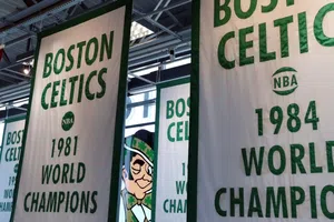 NBA aprueba la venta de Celtics al magnate Bill Chisholm por cifra récord