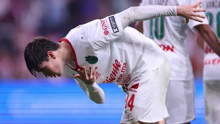 Hormiga González celebró gol del primer triunfo de Chivas en Leagues Cup a lo ‘Blue Lock’