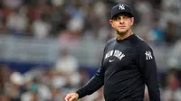 ¡Al pie del cañón! Aaron Boone se mantiene firme tras mal momento de Yankees