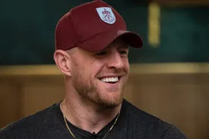 ¡De la NFL a LaLiga! JJ Watt se une al Espanyol de Barcelona