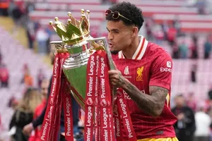 Liverpool rechaza una primera oferta de Bayern Munich por Luis Díaz