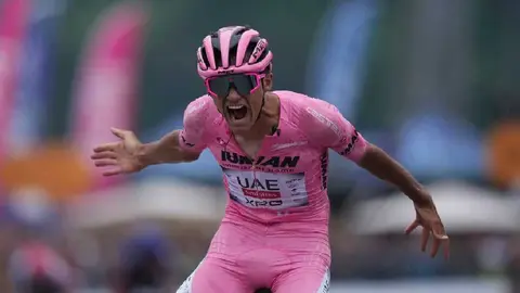 Isaac del Toro: de soñar con el futbol a ser una estrella mundial del ciclismo