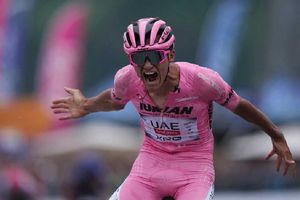 Isaac del Toro: de soñar con el futbol a ser una estrella mundial del ciclismo