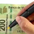 ¿Sirven o no? Banco de México alerta sobre el uso de plumones para detectar billetes falsos