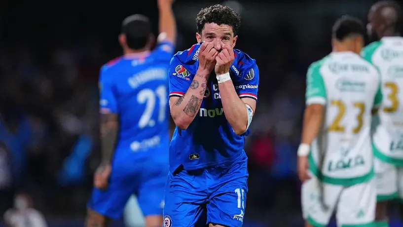 ¡Máquina! Cruz Azul y su impresionante arranque de torneo en el Apertura 2025