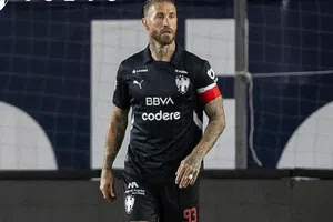 ¡Querido y abucheado! Así terminó Sergio Ramos el partido ante Atlético San Luis