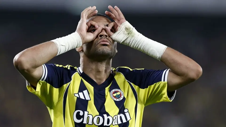 ¡Extrañan a Santi! Feyenoord quedó fuera de Champions tras perder contra el Fenerbahce