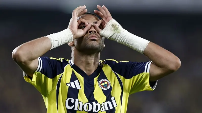 ¡Extrañan a Santi! Feyenoord quedó fuera de Champions tras perder contra el Fenerbahce