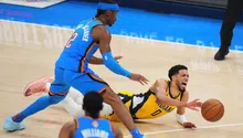 Tyrese Haliburton consoló a sus compañeros tras perder las Finales de la NBA