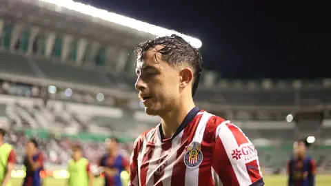“Un equipo de puros mexicanos me parece una p...”: En el podcast de Peláez arremeten contra Chivas