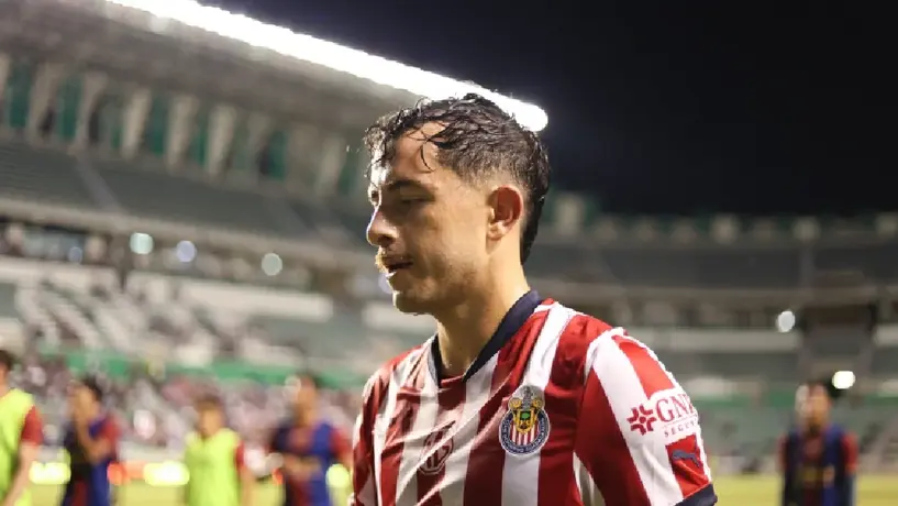 “Un equipo de puros mexicanos me parece una p...”: En el podcast de Peláez arremeten contra Chivas