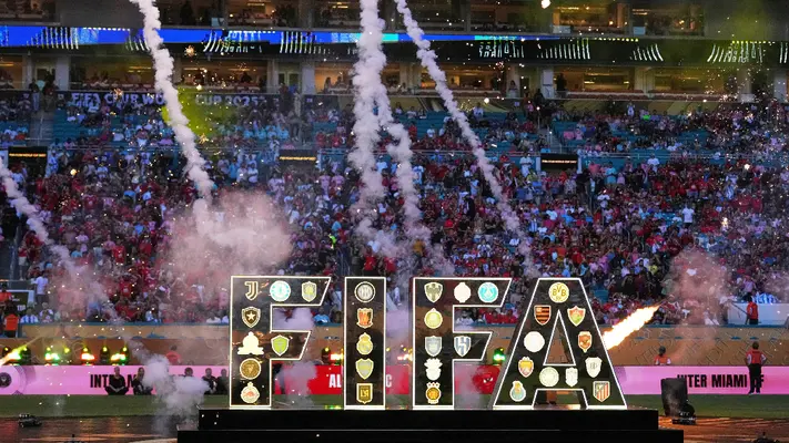 ¡NBA Style! La peculiar entrada de los jugadores en los partidos del Mundial de Clubes