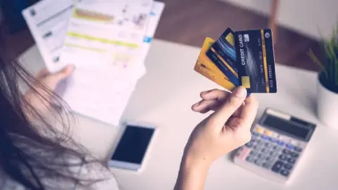 ¿Te ofrecen sacarte del Buró de Crédito a cambio de dinero? Cuidado, es una estafa