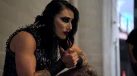 Rhea Ripley resalta el valor del documental ‘WWE: Unreal’: “Quiero demostrar que es normal pasar momentos difíciles”