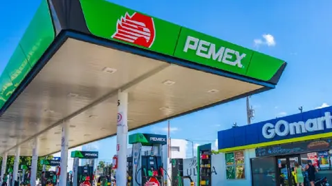 ¿La gasolina que usas podría estar dañando el motor de tu auto? expertos advierten
