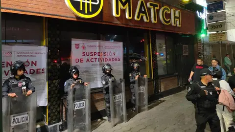 ¿Por qué han estado cerrando cientos de establecimientos de entretenimiento en la CDMX?