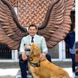 Perro del gobernador de Puebla tiene cargo oficial, programa de TV y habla en conferencias
