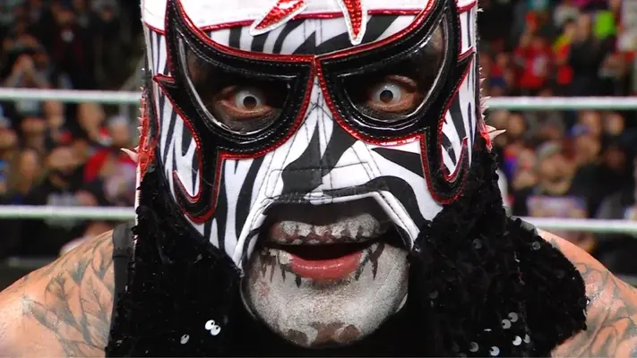 ¡Idénticos! Así luce Penta Zero Miedo en el WWE 2K25