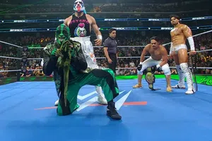 Mr. Iguana se sorprende por el recibimiento de la gente en su debut en WWE SmackDown