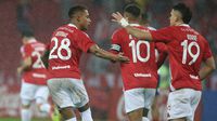 Internacional remonta ante Bahía y avanza en la Copa Libertadores
